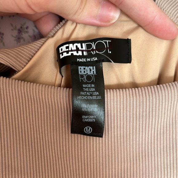 NEW Beach Riot Sydney Ribbed One Piece - Picture 12 of 13